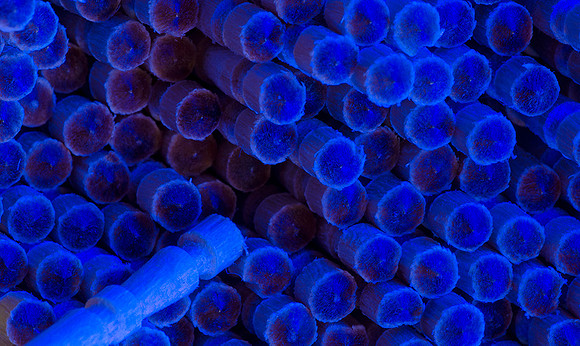 Image of wooden sizzle sticks & blue gel.